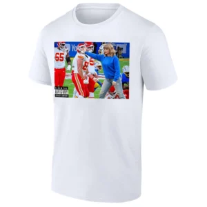 TAYLOR SWIFT SMACKS TRAVIS KELCE SHIRT Funny Chiefs Meme Tee Swifties NFL Viral Moment W