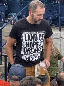 Jack Smith’s Bruce Springsteen “No Kings” Shirt Goes Viral at Power to the People Festival